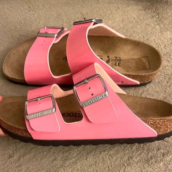 Birkenstock Pink Sandals with Silver Buckles - Picture 4 of 5